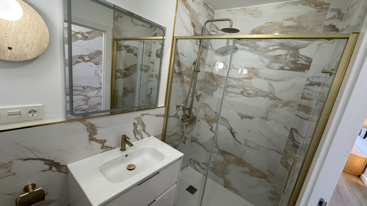 For sale - 2 Bedroom 1 Bathroom Apartment - Penthouse in Orihuela - Punta Prima  - Alicante