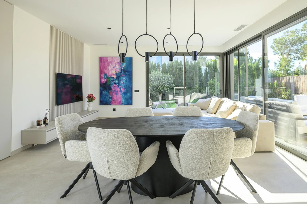 For sale - 3 Bedroom 3 Bathroom House - Detached Villa in Orihuela - Las Colinas Golf  - Alicante