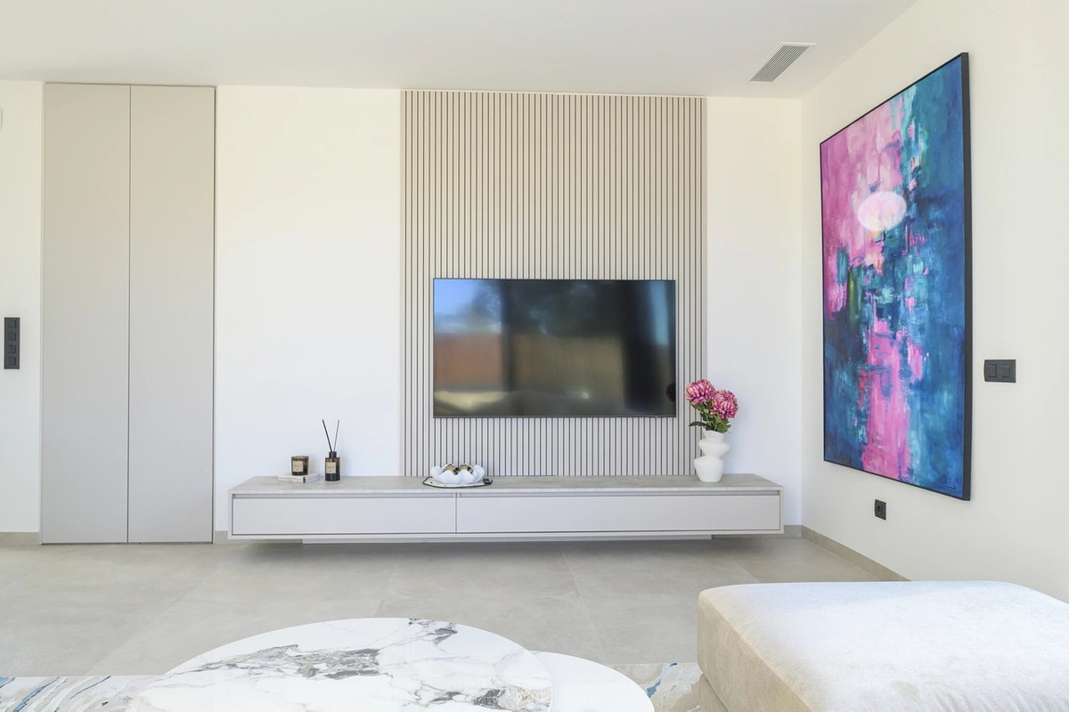 For sale - 3 Bedroom 3 Bathroom House - Detached Villa in Orihuela - Las Colinas Golf  - Alicante