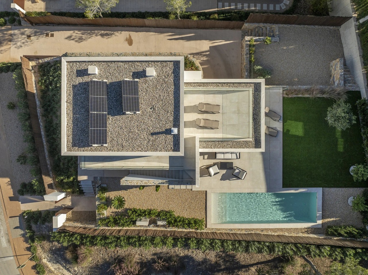 For sale - 3 Bedroom 3 Bathroom House - Detached Villa in Orihuela - Las Colinas Golf  - Alicante