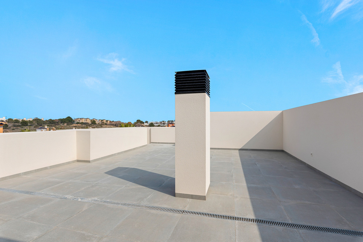 For sale - 2 Bedroom 2 Bathroom Apartment - Penthouse in Orihuela - Villamartin  - Alicante
