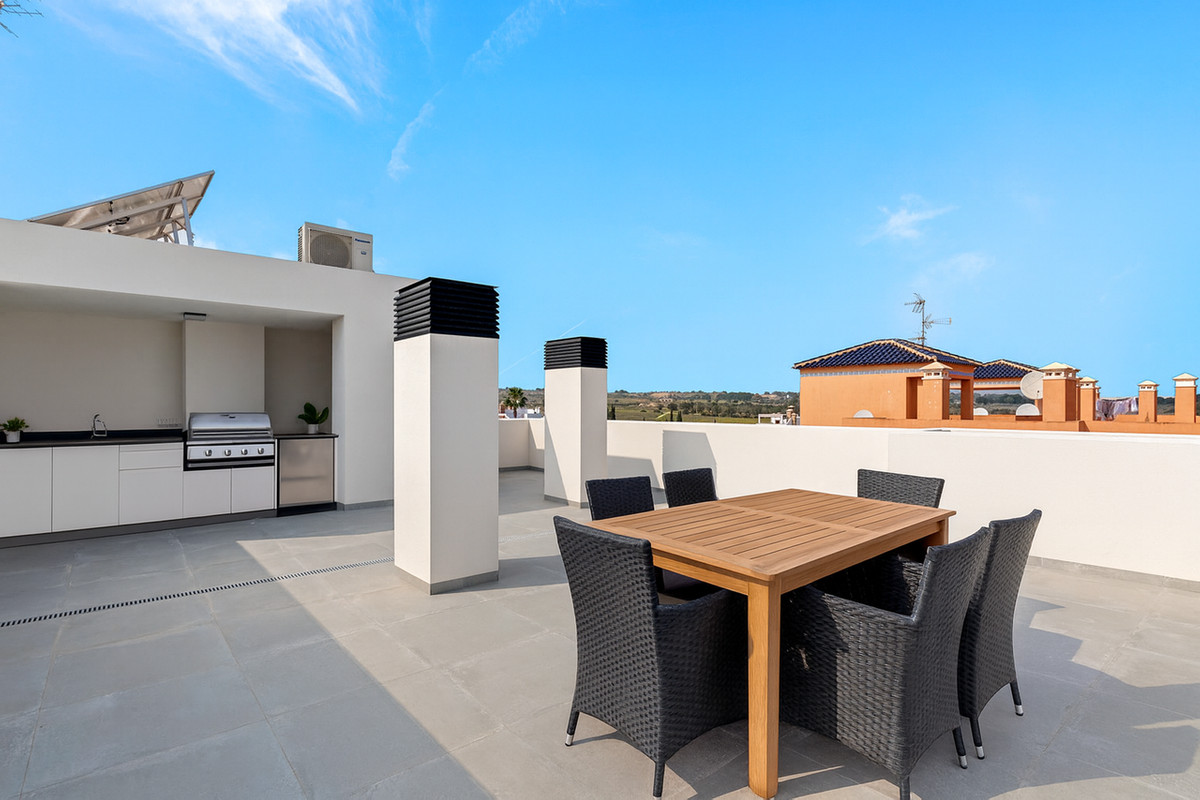 For sale - 2 Bedroom 2 Bathroom Apartment - Penthouse in Orihuela - Villamartin  - Alicante
