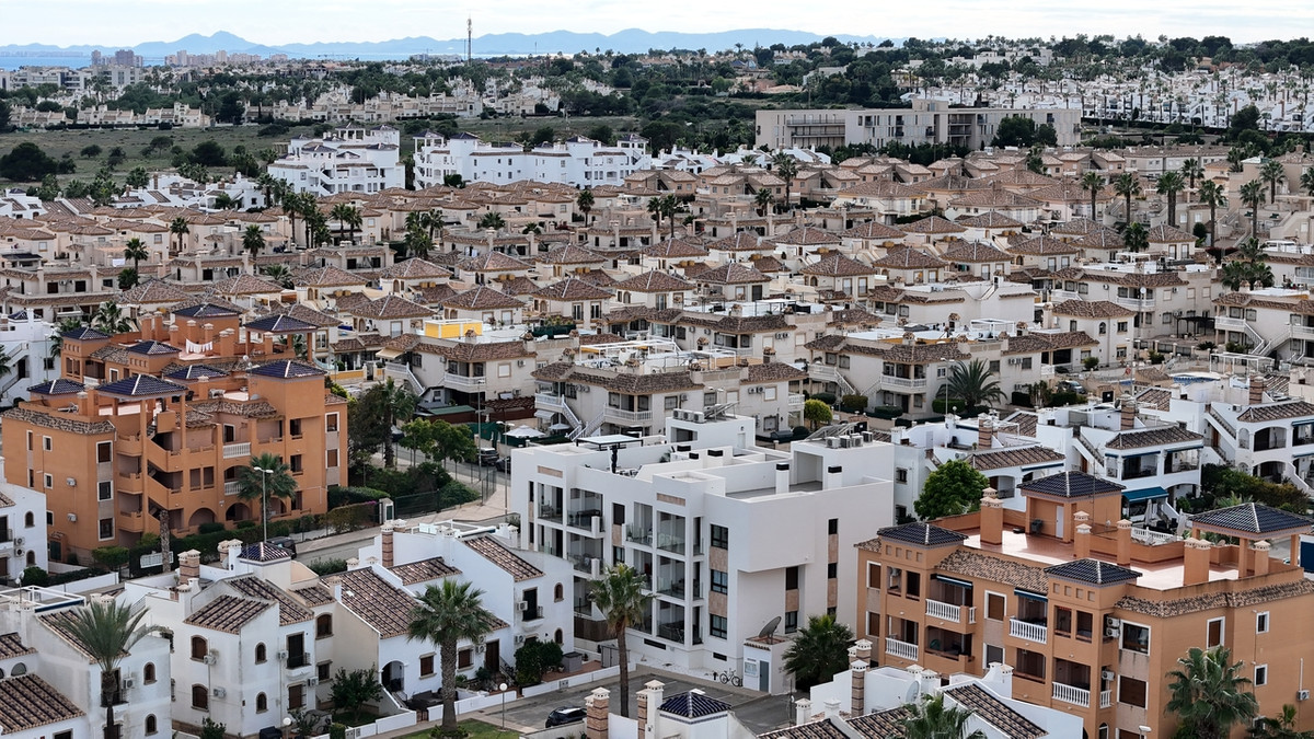For sale - 2 Bedroom 2 Bathroom Apartment - Penthouse in Orihuela - Villamartin  - Alicante