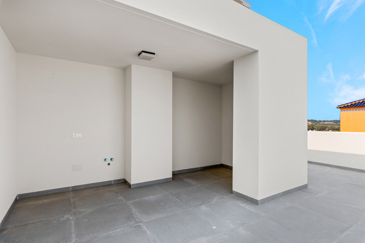 For sale - 2 Bedroom 2 Bathroom Apartment - Penthouse in Orihuela - Villamartin  - Alicante