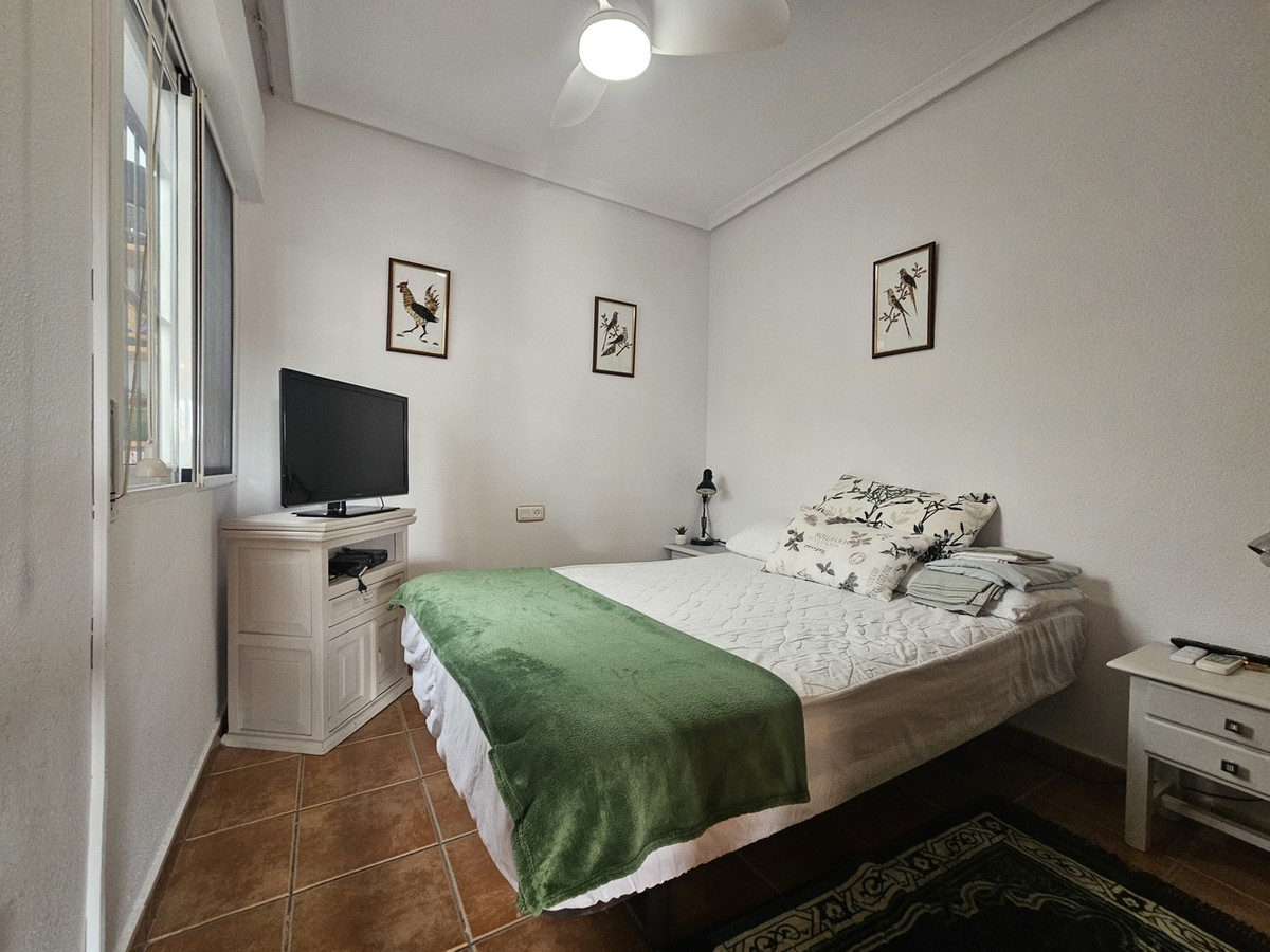 For sale - 3 Bedroom 2 Bathroom House Townhouse in La Zenia - La Zenia  - Alicante