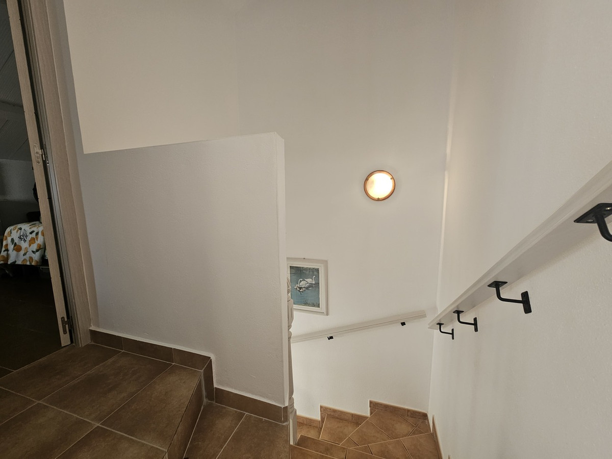 For sale - 3 Bedroom 2 Bathroom Townhouse in La Zenia - La Zenia  - Alicante