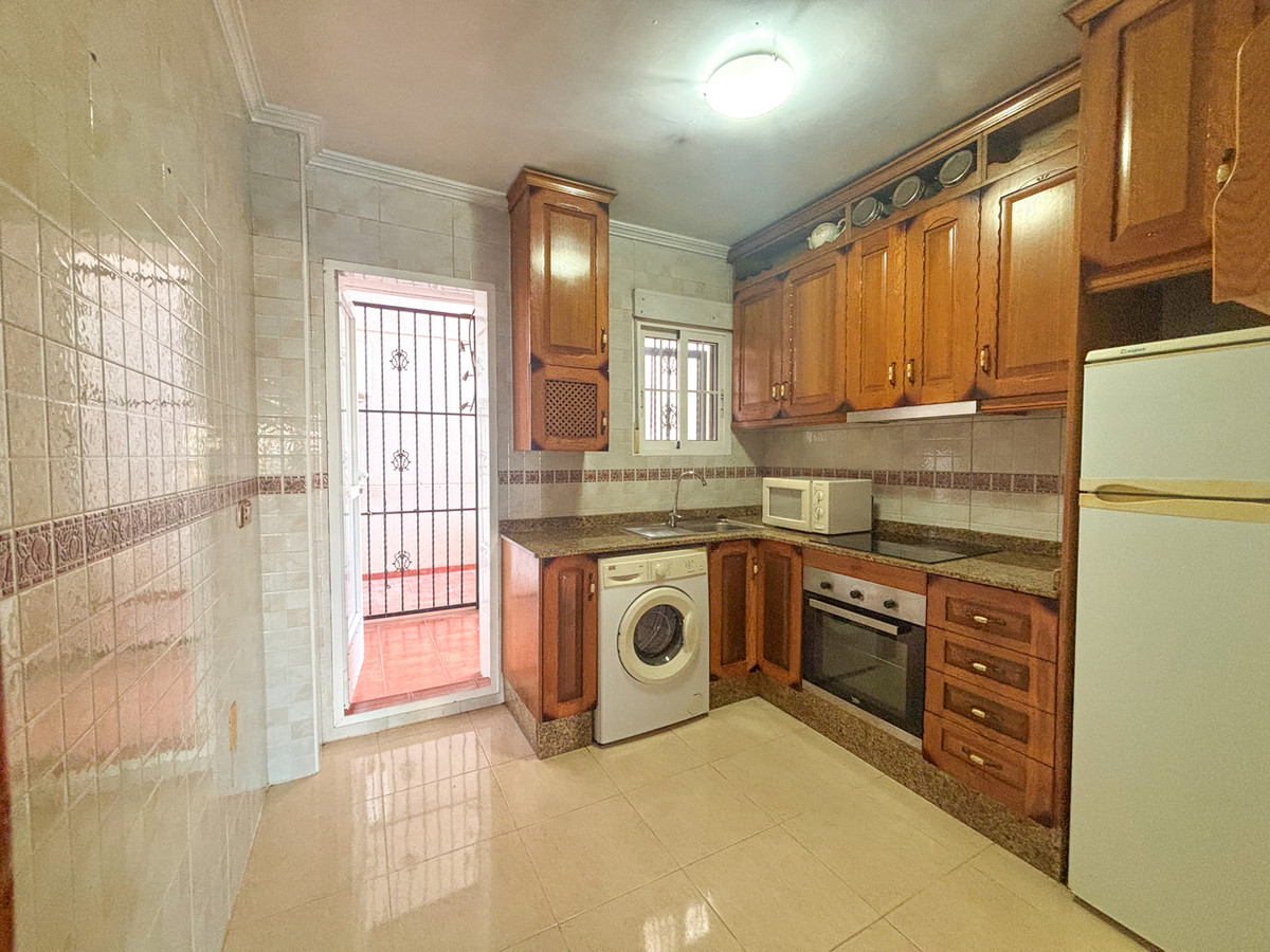 For sale - 2 Bedroom 1 Bathroom Ground Floor Apartment in Cabo Roig - Cabo Roig  - Alicante