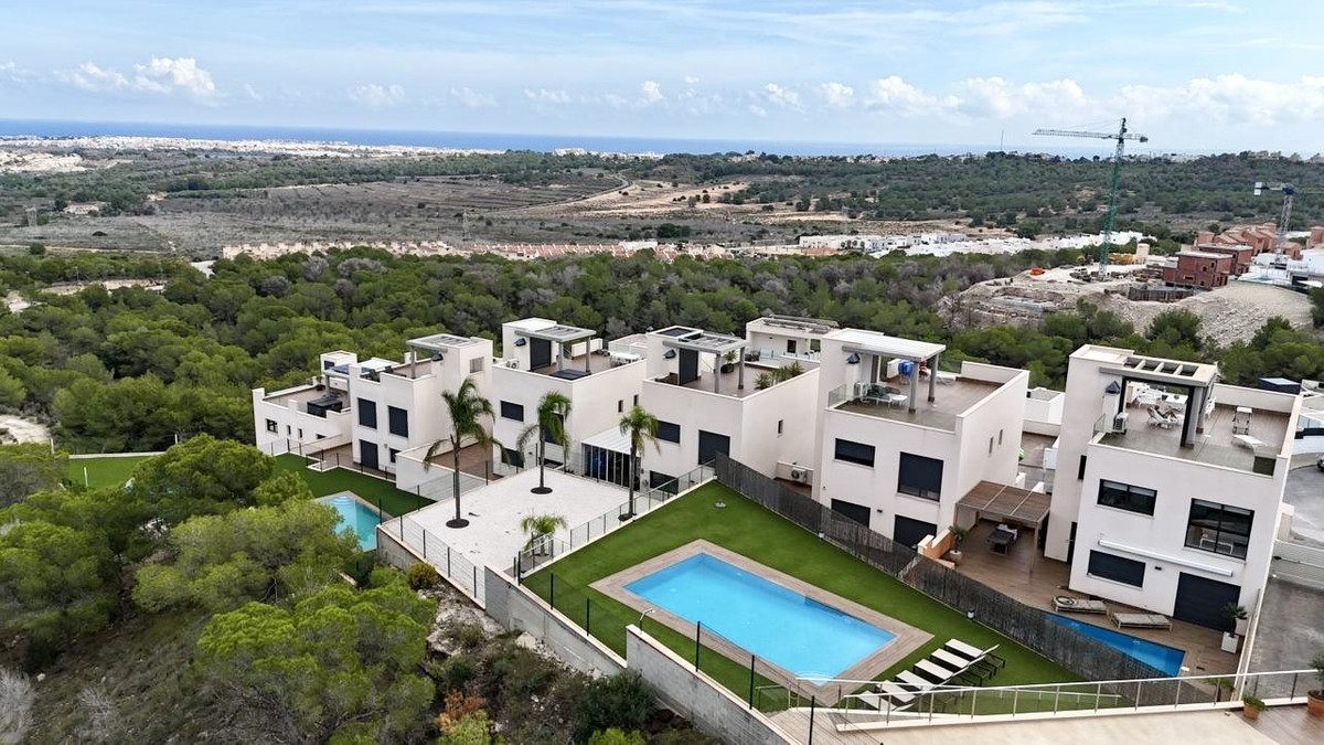 For sale - 2 Bedroom 2 Bathroom Apartment - Ground Floor Apartment in San Miguel de Salinas - San Miguel de Salinas Centro  - Alicante