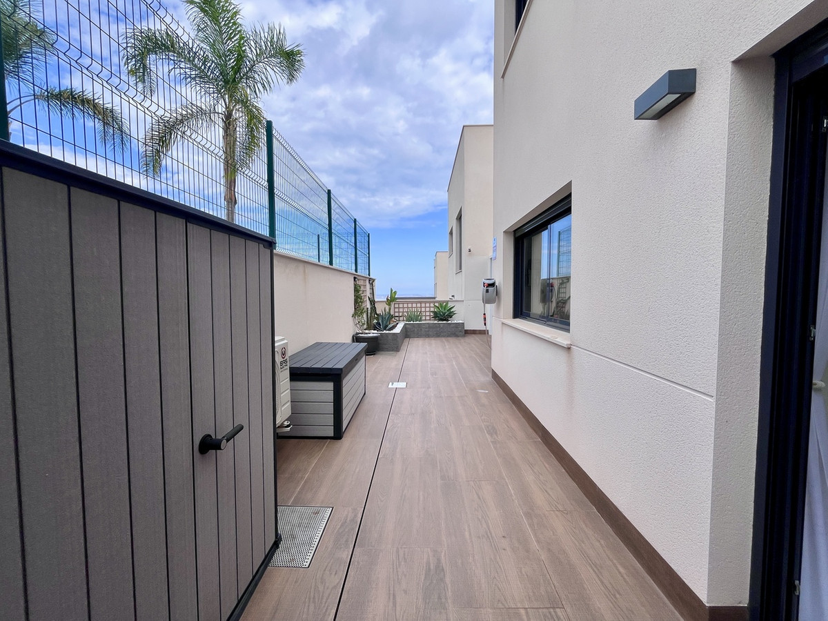 For sale - 2 Bedroom 2 Bathroom Apartment - Ground Floor Apartment in San Miguel de Salinas - San Miguel de Salinas Centro  - Alicante