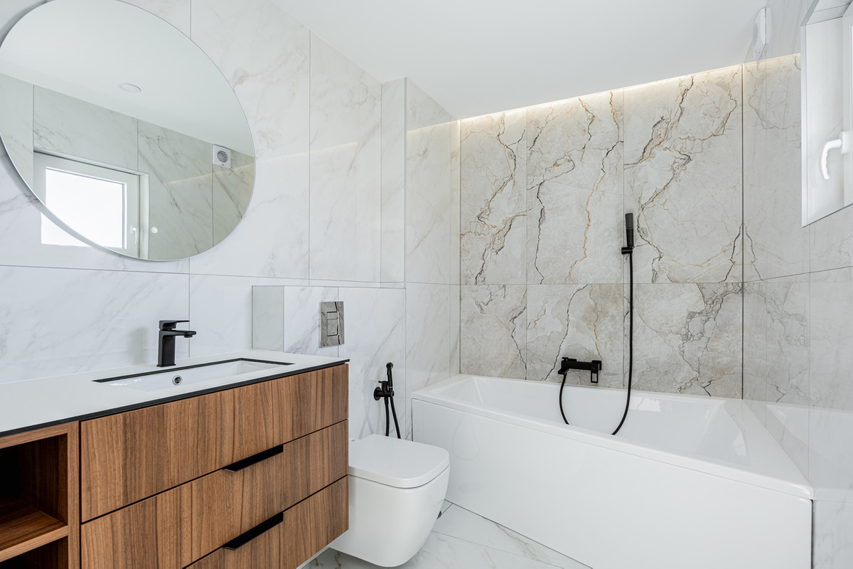 For sale - 4 Bedroom 3 Bathroom House - Detached Villa in Rojales - Rojales Centro  - Alicante