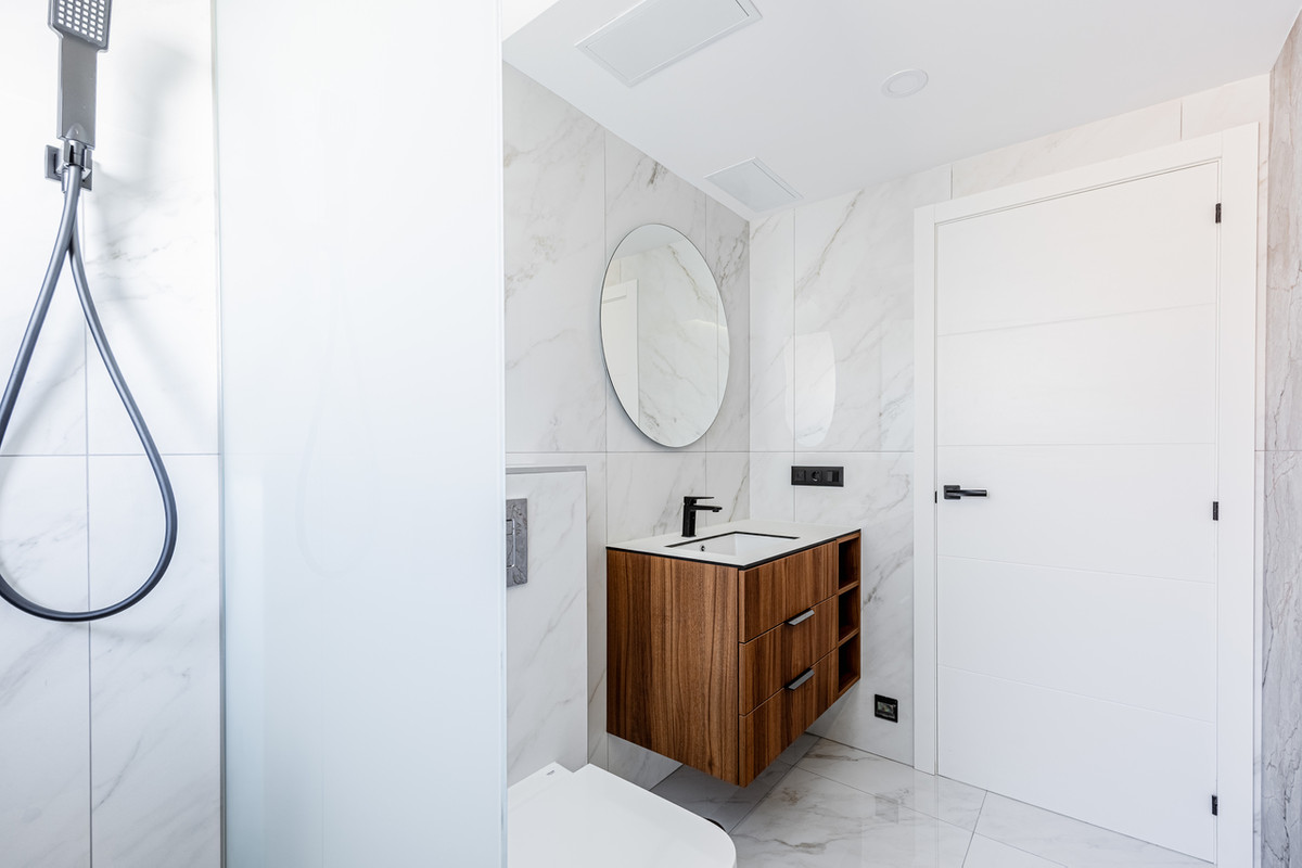 For sale - 4 Bedroom 3 Bathroom House - Detached Villa in Rojales - Rojales Centro  - Alicante