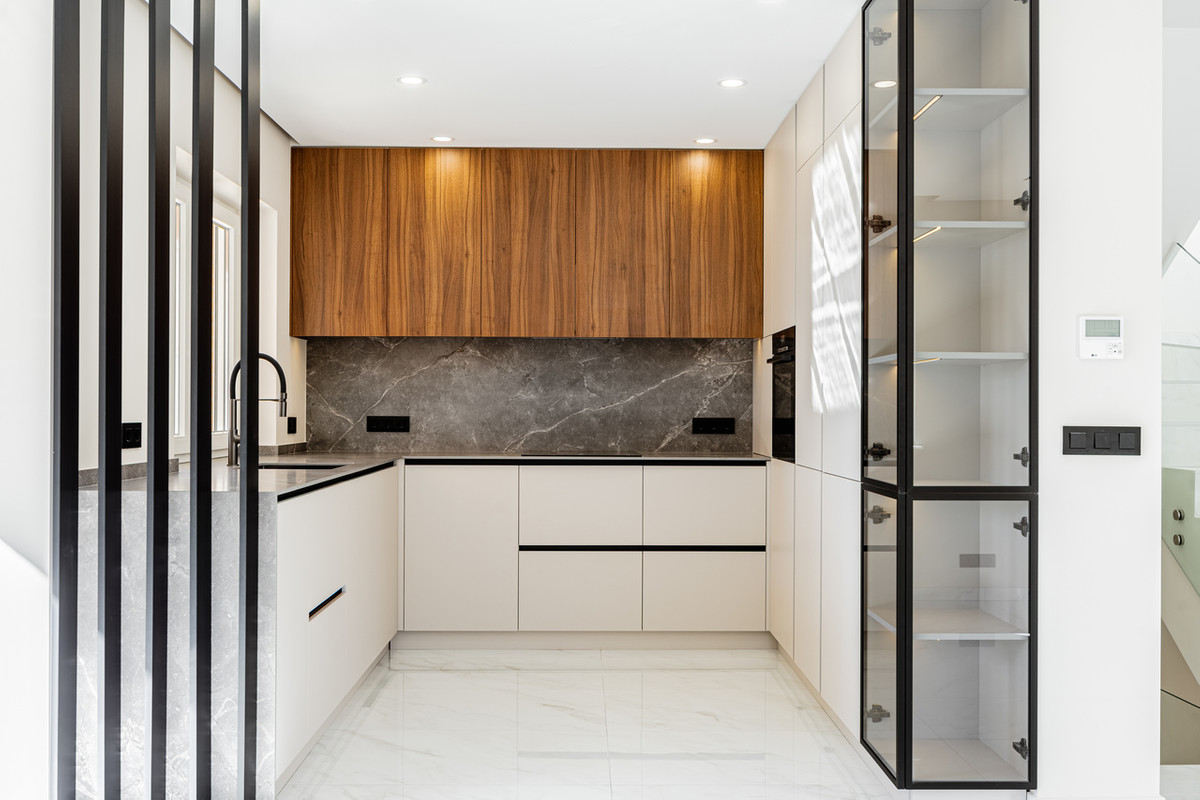 For sale - 4 Bedroom 3 Bathroom House - Detached Villa in Rojales - Rojales Centro  - Alicante