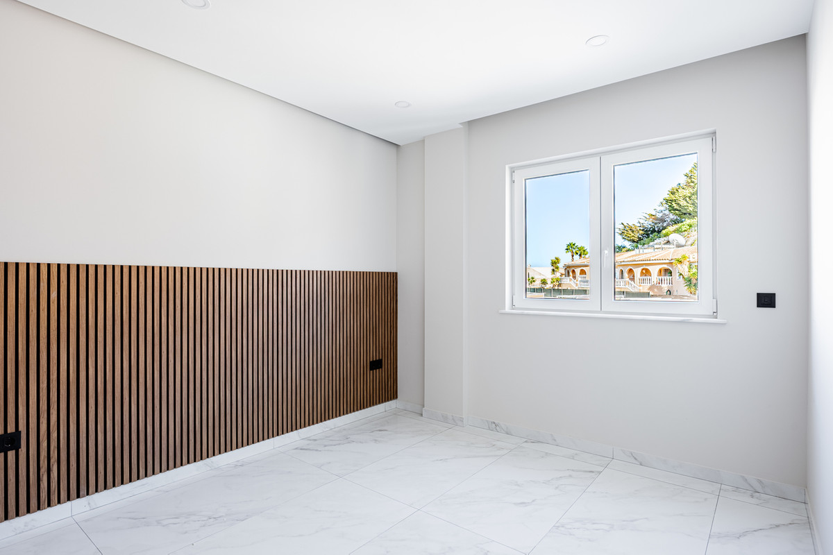 For sale - 4 Bedroom 3 Bathroom House - Detached Villa in Rojales - Rojales Centro  - Alicante