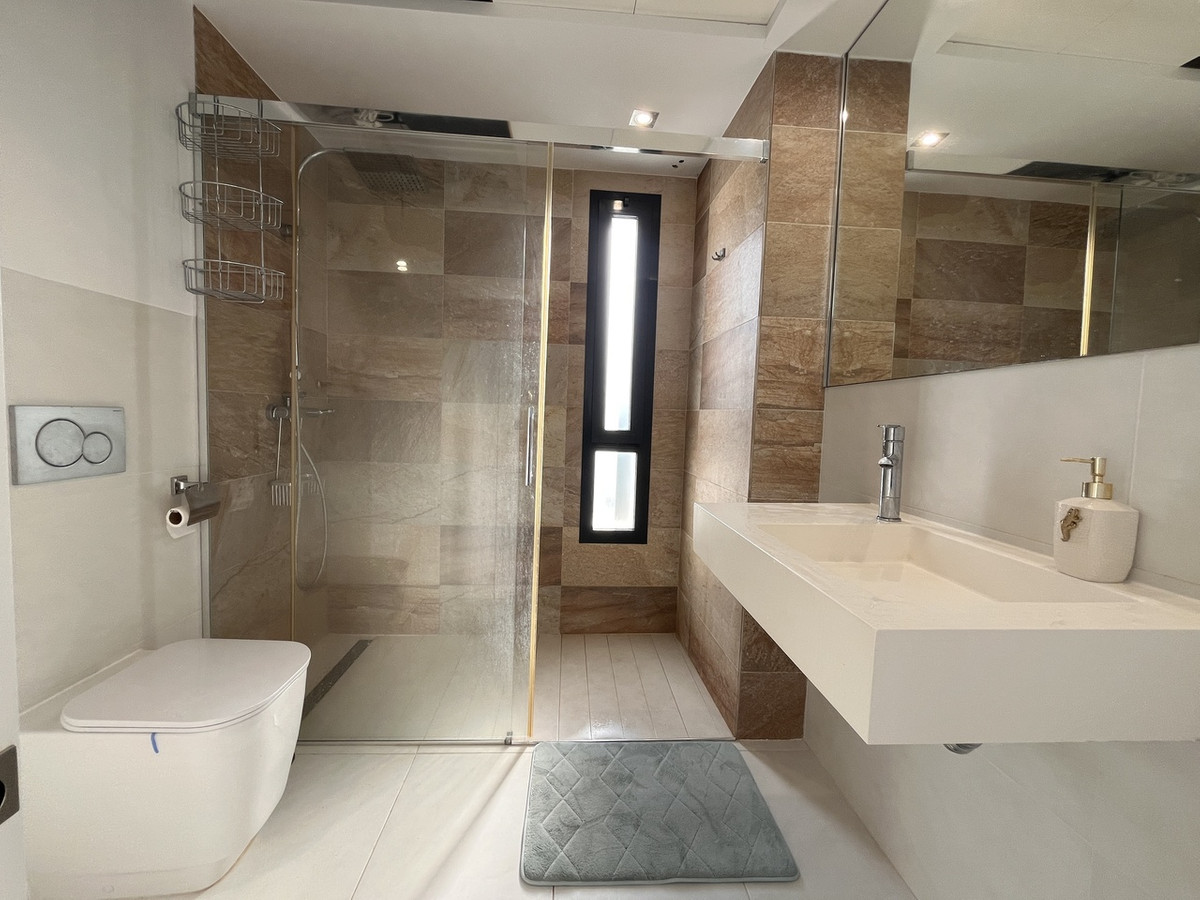 For sale - 3 Bedroom 2 Bathroom House - Detached Villa in Orihuela - Los Dolses  - Alicante