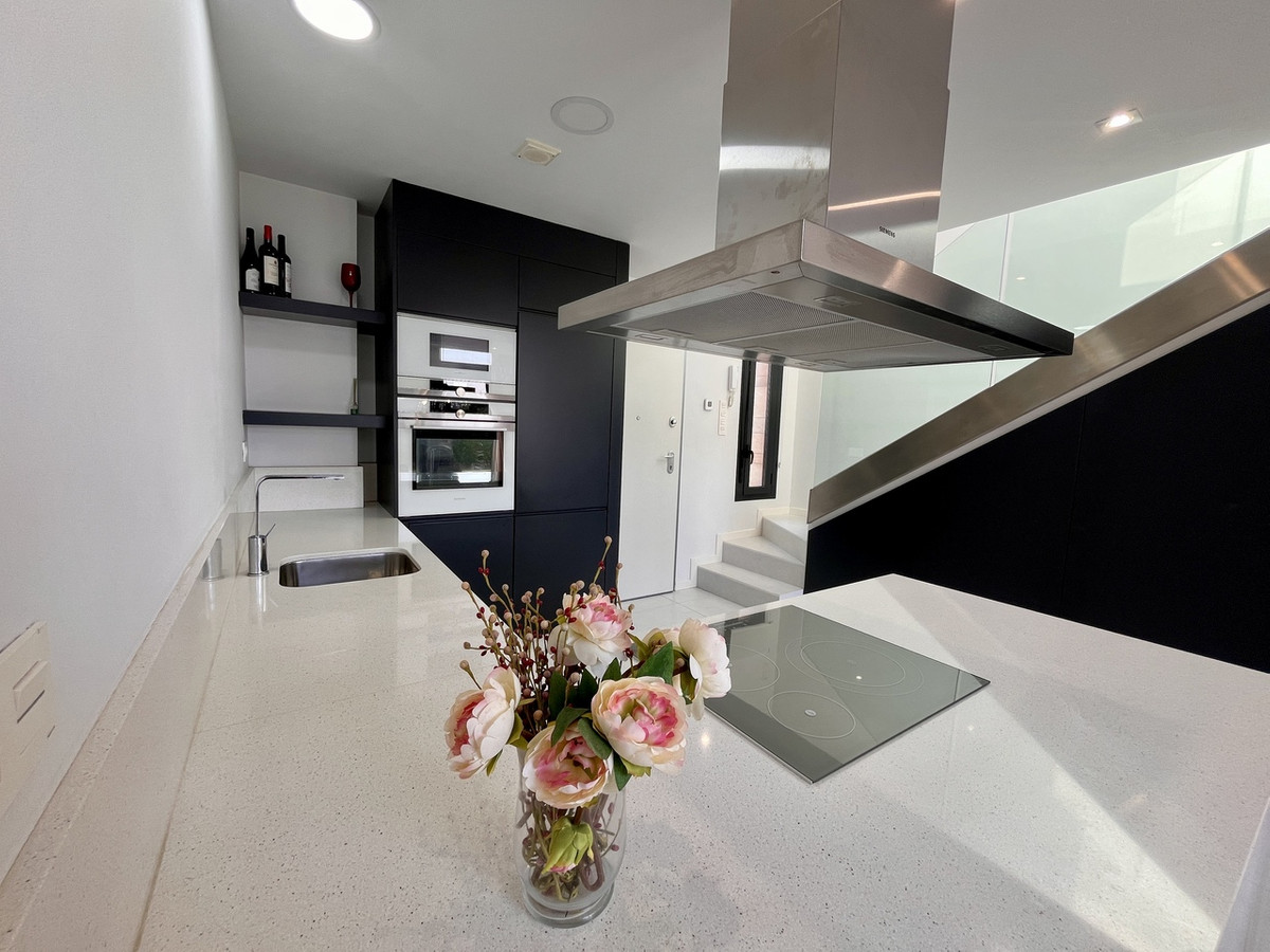 For sale - 3 Bedroom 2 Bathroom House - Detached Villa in Orihuela - Los Dolses  - Alicante