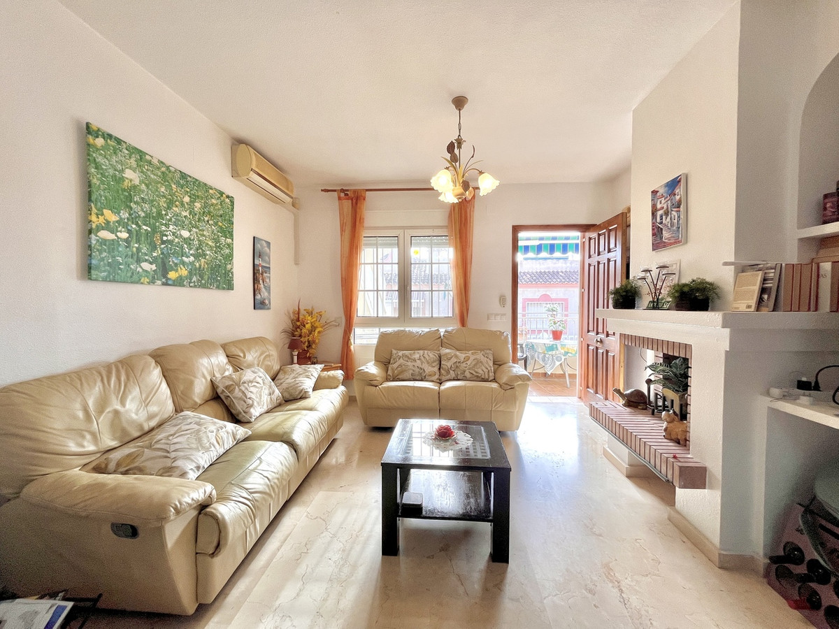For sale - 2 Bedroom 1 Bathroom Ground Floor Apartment in Playa Flamenca  - Playa Flamenca  - Alicante