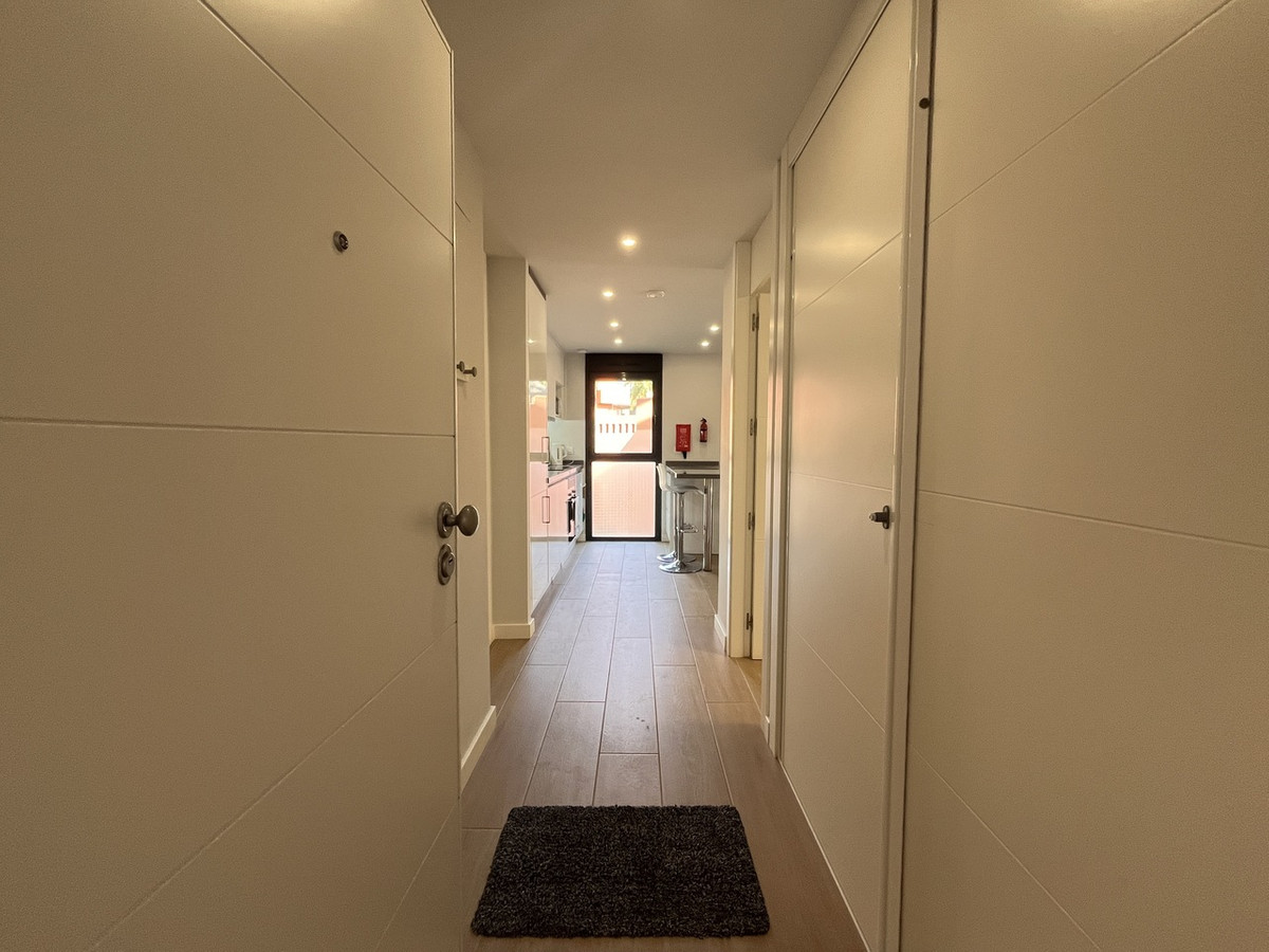 For sale - 2 Bedroom 2 Bathroom Apartment - Middle Floor Apartment in Orihuela - Villamartin  - Alicante