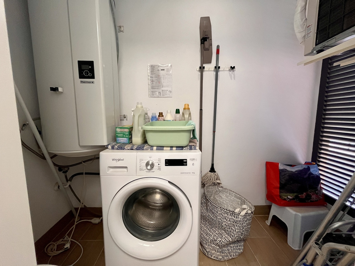 For sale - 2 Bedroom 2 Bathroom Apartment - Middle Floor Apartment in Orihuela - Villamartin  - Alicante