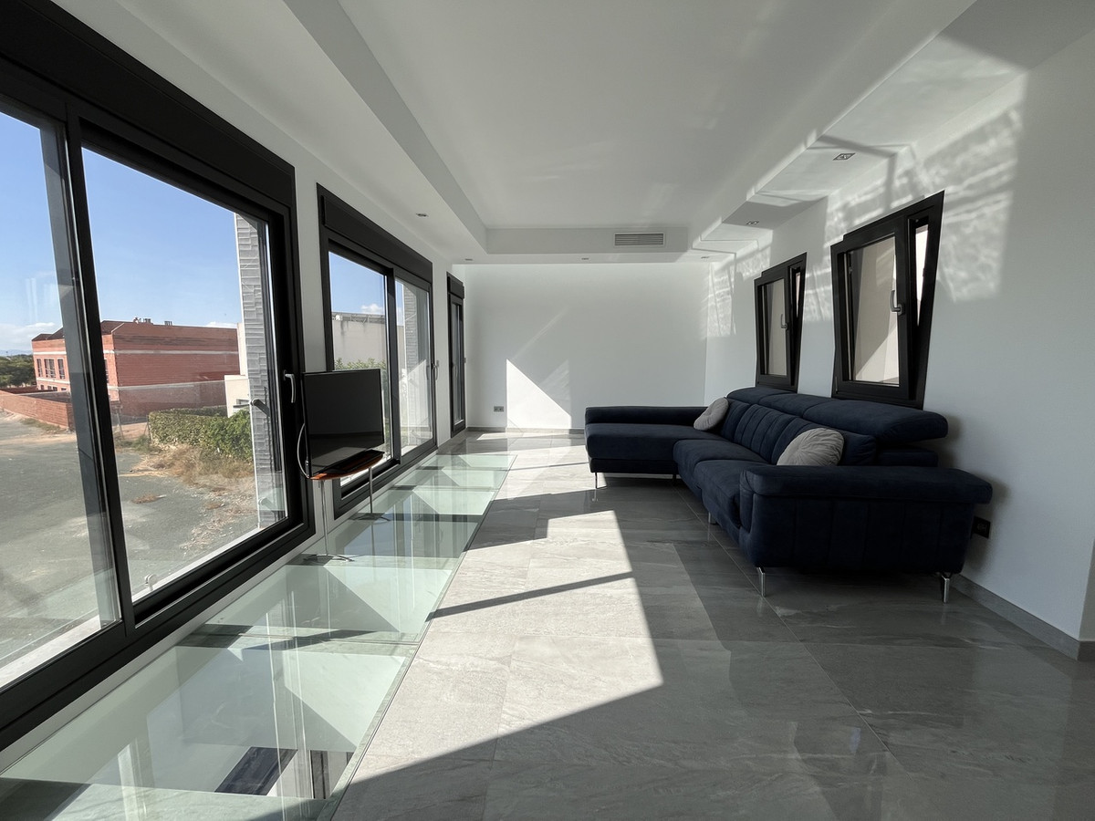 For sale - 3 Bedroom 3 Bathroom House - Detached Villa in San Pedro del Pinatar - San Pedro del Pinatar Centro  - Murcia