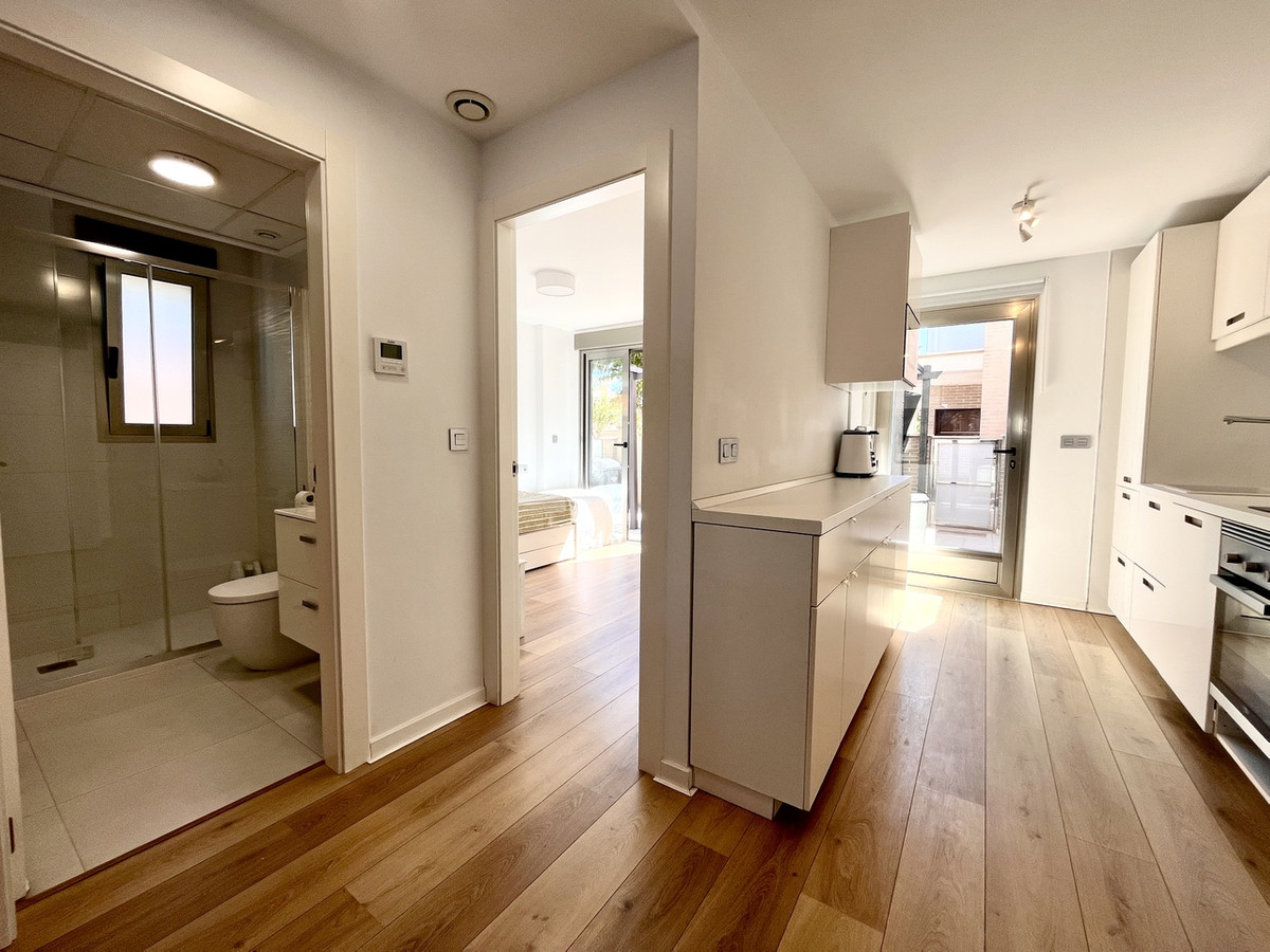 For sale - 4 Bedroom 4 Bathroom House - Detached Villa in Pilar de la Horadada - Torre de la Horadada  - Alicante