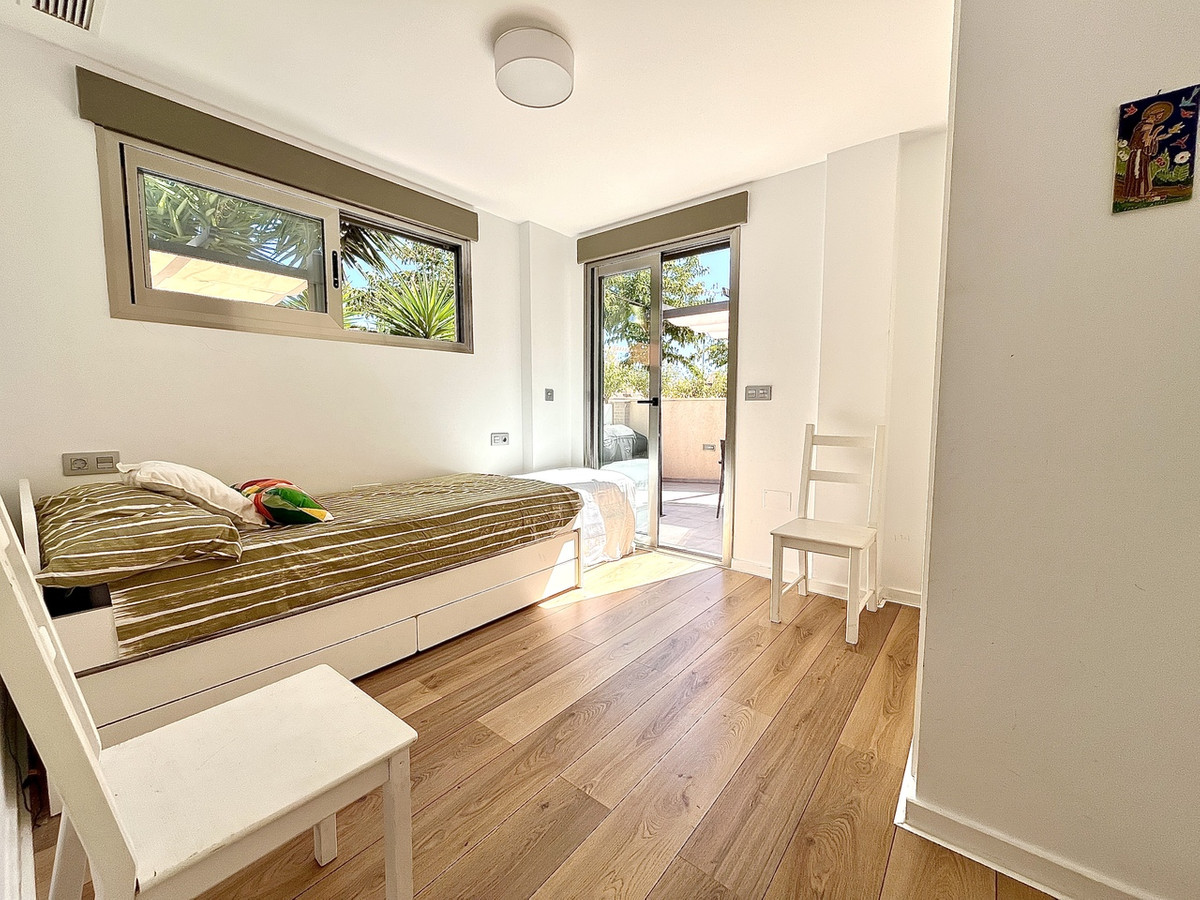 For sale - 4 Bedroom 4 Bathroom House - Detached Villa in Pilar de la Horadada - Torre de la Horadada  - Alicante