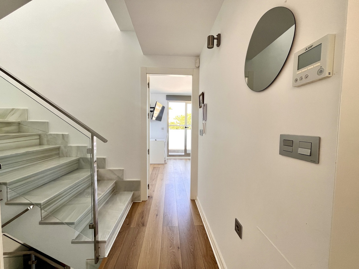 For sale - 4 Bedroom 4 Bathroom House - Detached Villa in Pilar de la Horadada - Torre de la Horadada  - Alicante