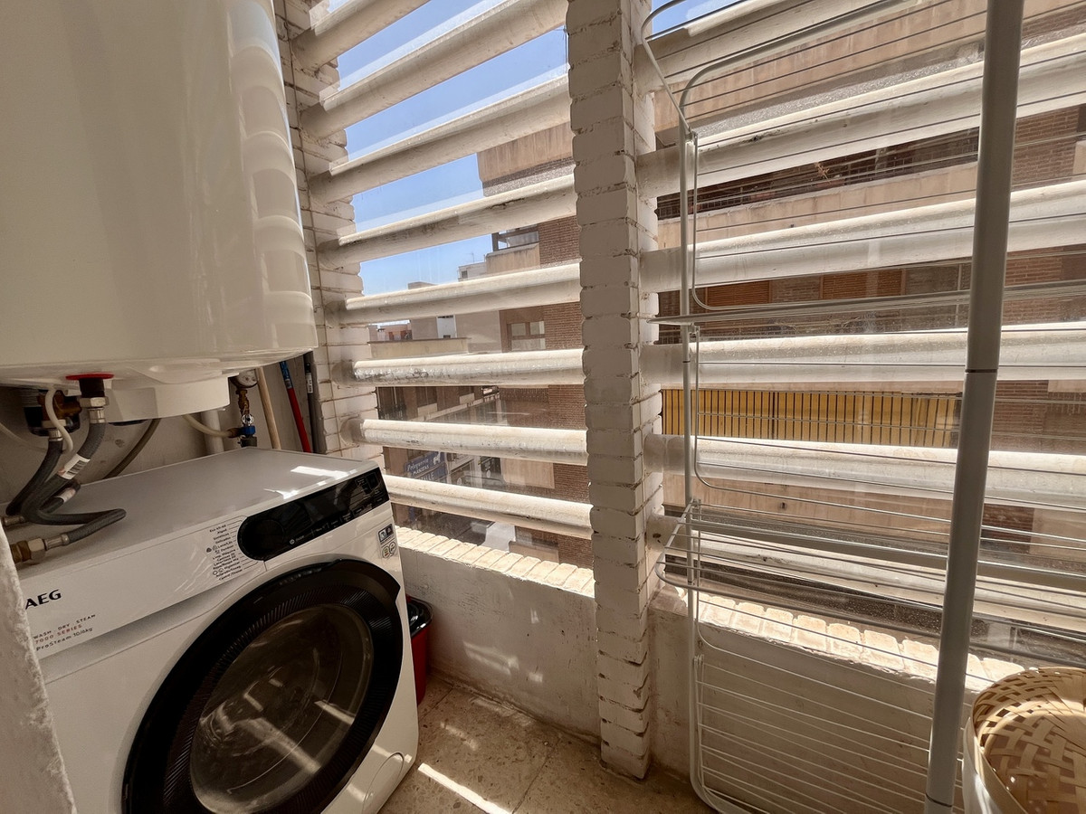 For sale - 4 Bedroom 2 Bathroom Apartment - Middle Floor Apartment in Almoradi - Almoradi Centro  - Alicante