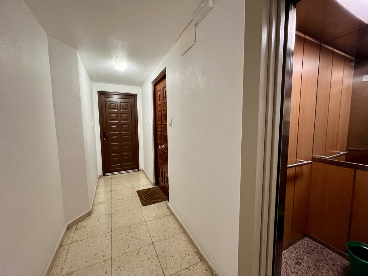 For sale - 4 Bedroom 2 Bathroom Apartment - Middle Floor Apartment in Almoradi - Almoradi Centro  - Alicante