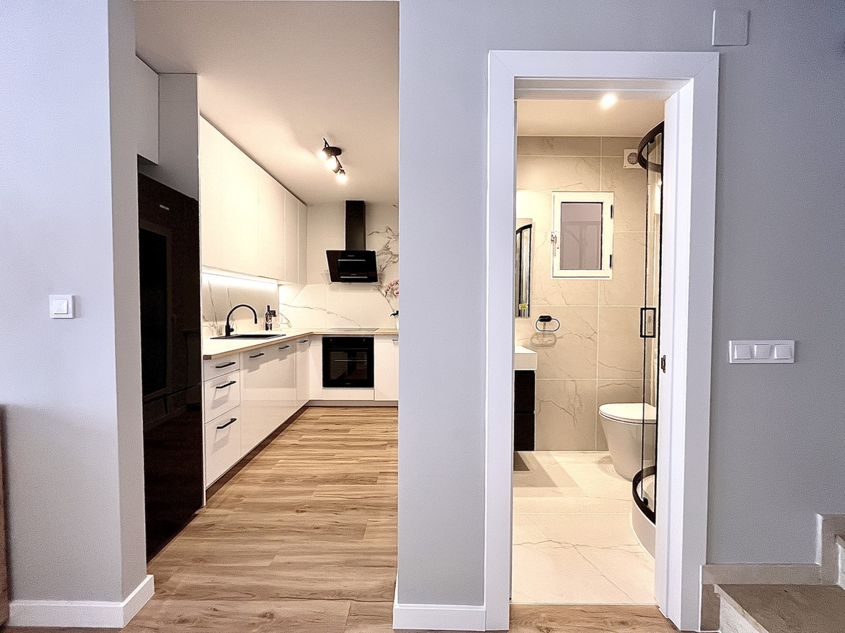 For sale - 3 Bedroom 2 Bathroom House - Townhouse in Playa Flamenca - Playa Flamenca  - Alicante