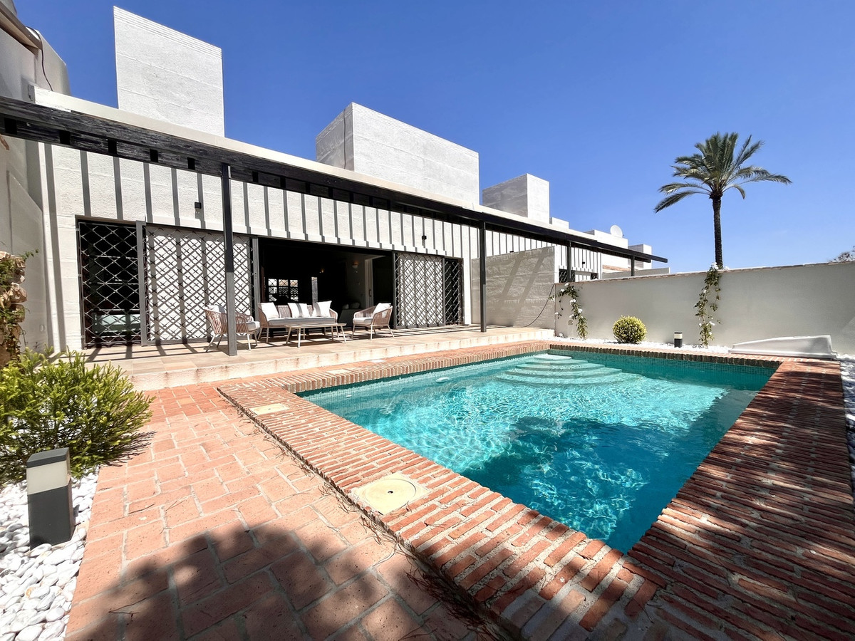 For sale - 2 Bedroom 2 Bathroom House - Townhouse in Murcia - Sucina  - Murcia