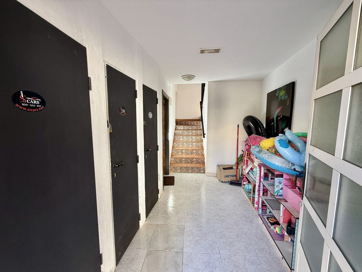 For sale - 5 Bedroom 3 Bathroom Apartment - Ground Floor Apartment in San Miguel de Salinas - San Miguel de Salinas Centro  - Alicante