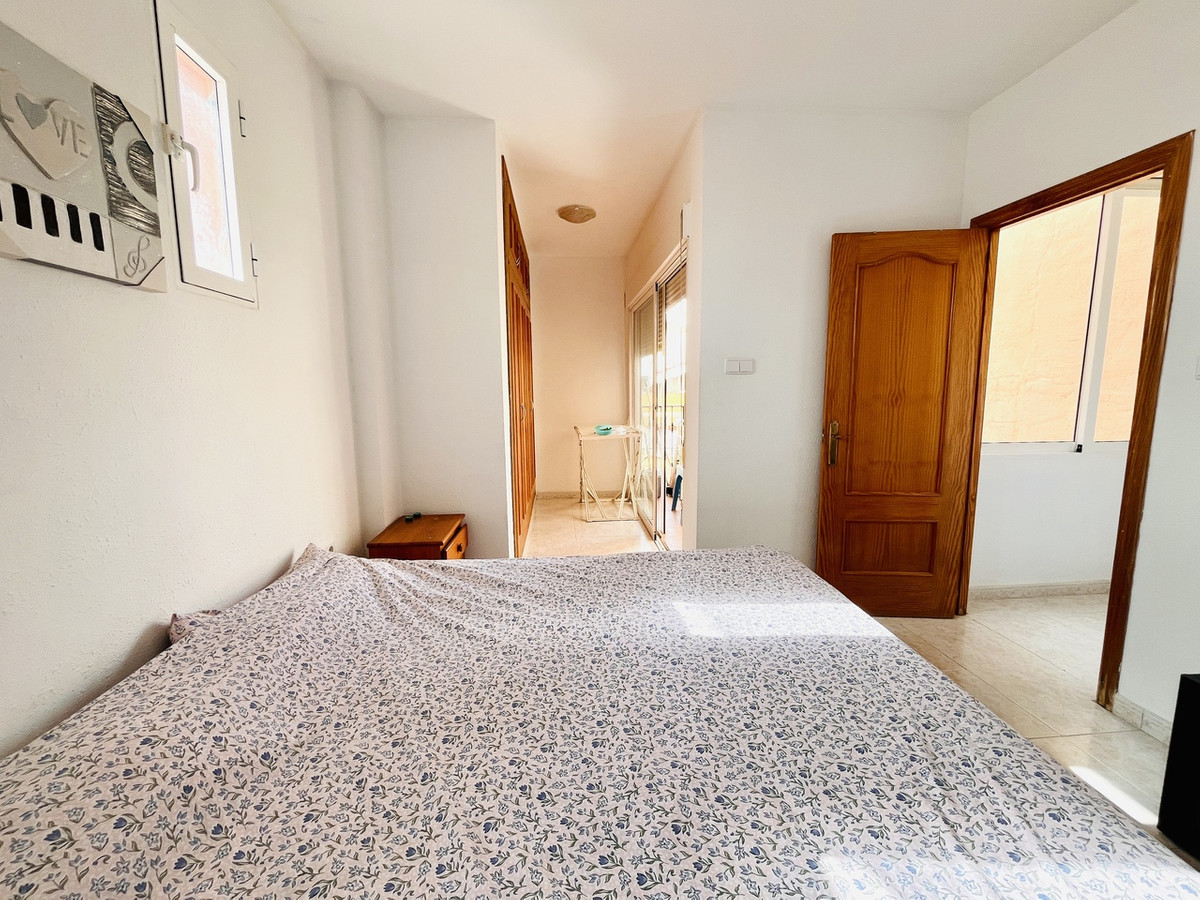 For sale - 5 Bedroom 3 Bathroom Apartment - Ground Floor Apartment in San Miguel de Salinas - San Miguel de Salinas Centro  - Alicante