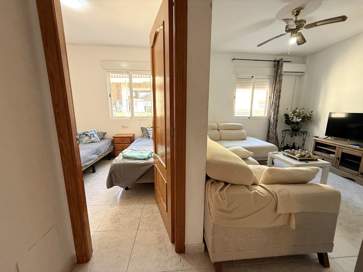 For sale - 5 Bedroom 3 Bathroom Apartment - Ground Floor Apartment in San Miguel de Salinas - San Miguel de Salinas Centro  - Alicante