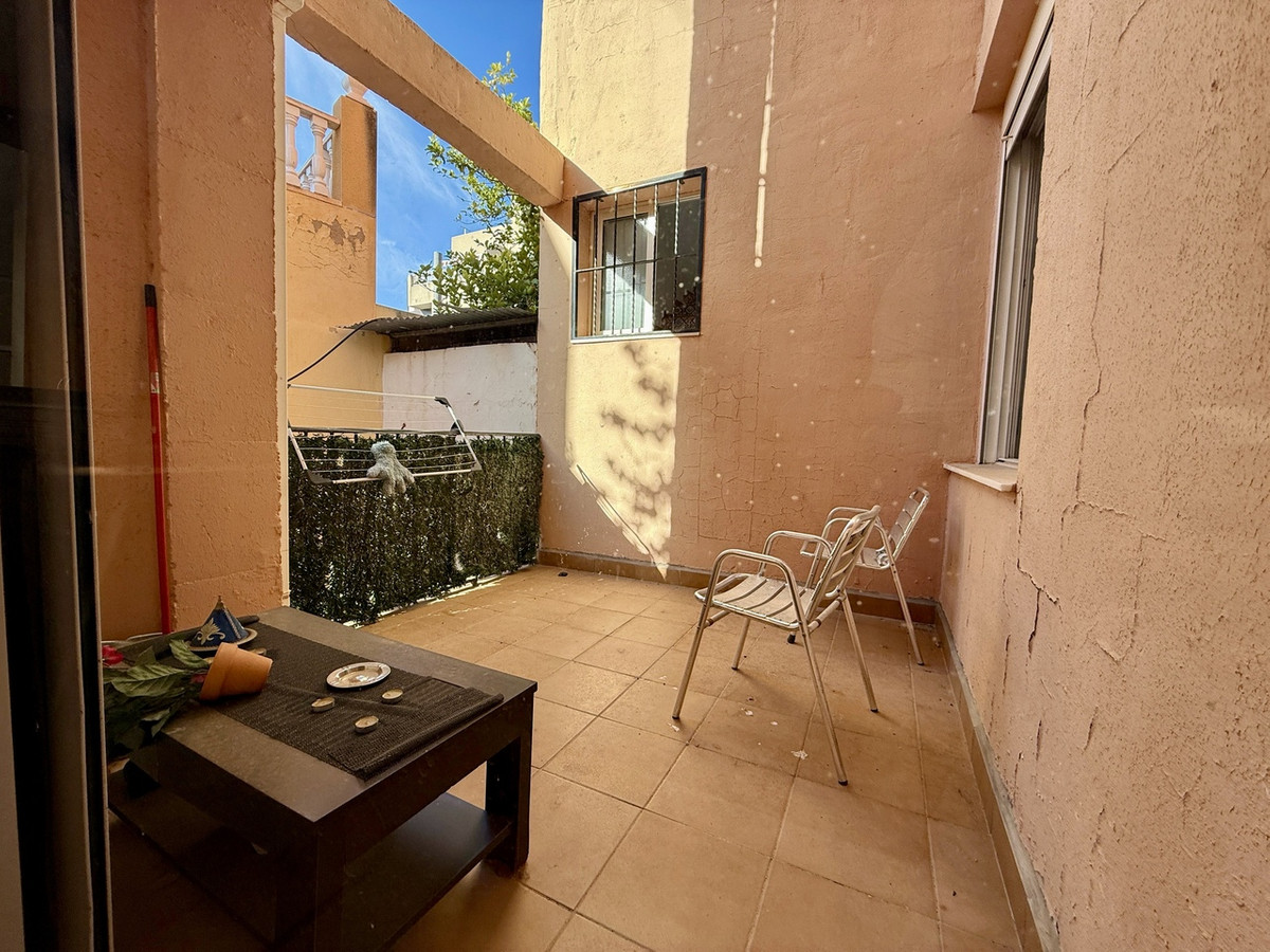 For sale - 5 Bedroom 3 Bathroom Apartment - Ground Floor Apartment in San Miguel de Salinas - San Miguel de Salinas Centro  - Alicante