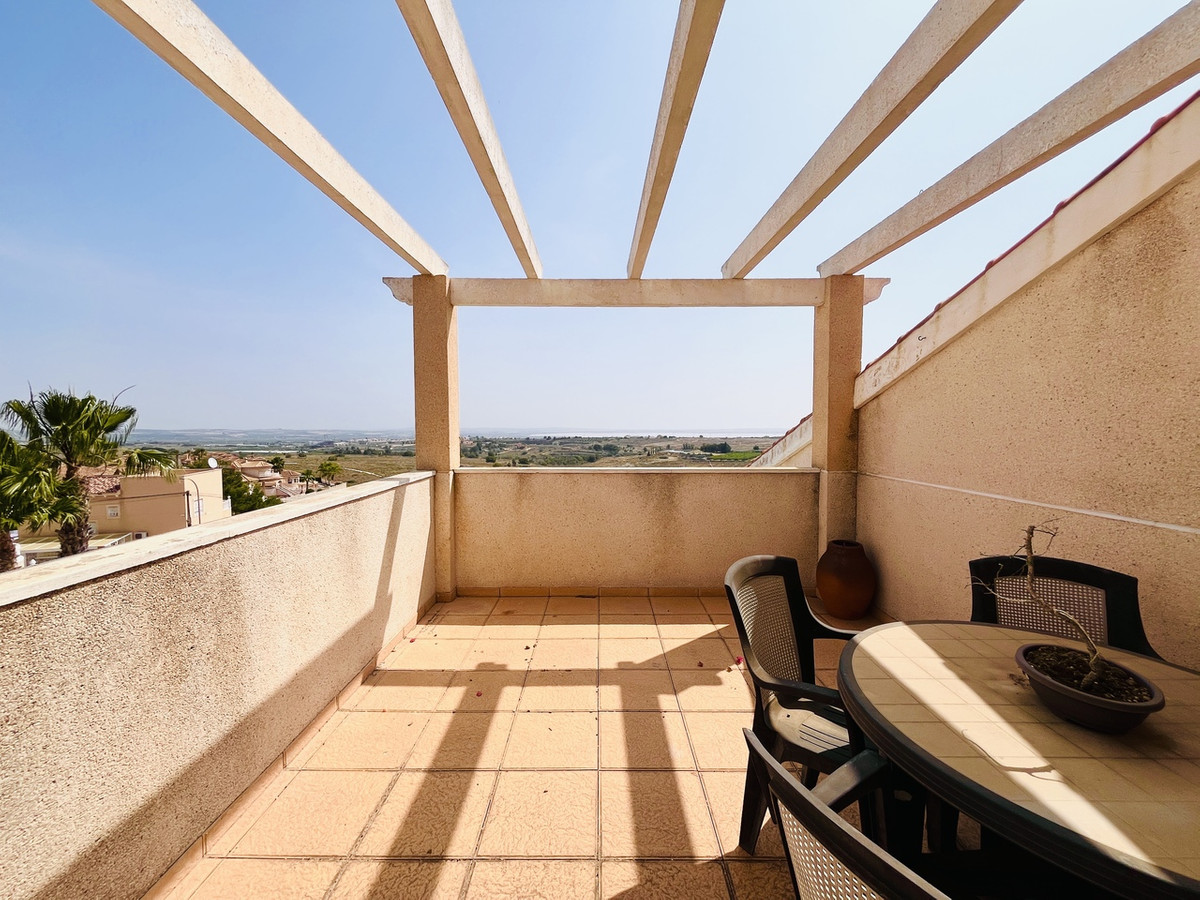 For sale - 5 Bedroom 3 Bathroom House - Detached Villa in San Miguel de Salinas - San Miguel de Salinas Centro  - Alicante