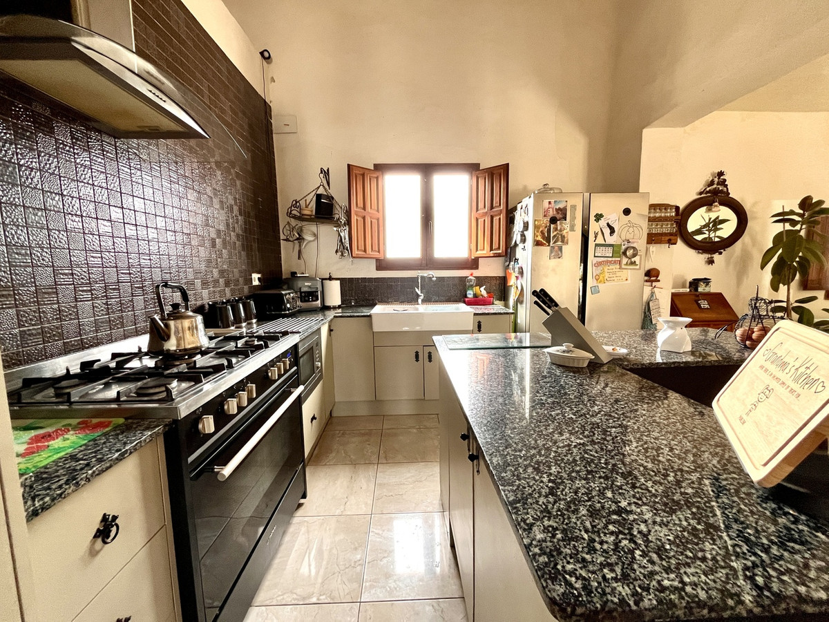 For sale - 3 Bedroom 2 Bathroom House - Finca - Cortijo in Dolores - Dolores Centro  - Alicante