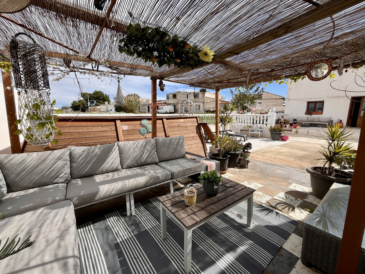 For sale - 3 Bedroom 2 Bathroom House - Finca - Cortijo in Dolores - Dolores Centro  - Alicante