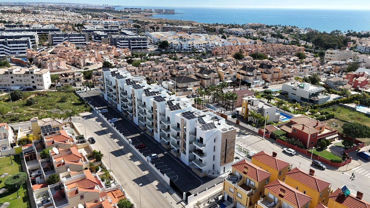 For sale - 2 Bedroom 2 Bathroom Apartment - Penthouse in Orihuela - Playa Flamenca  - Alicante