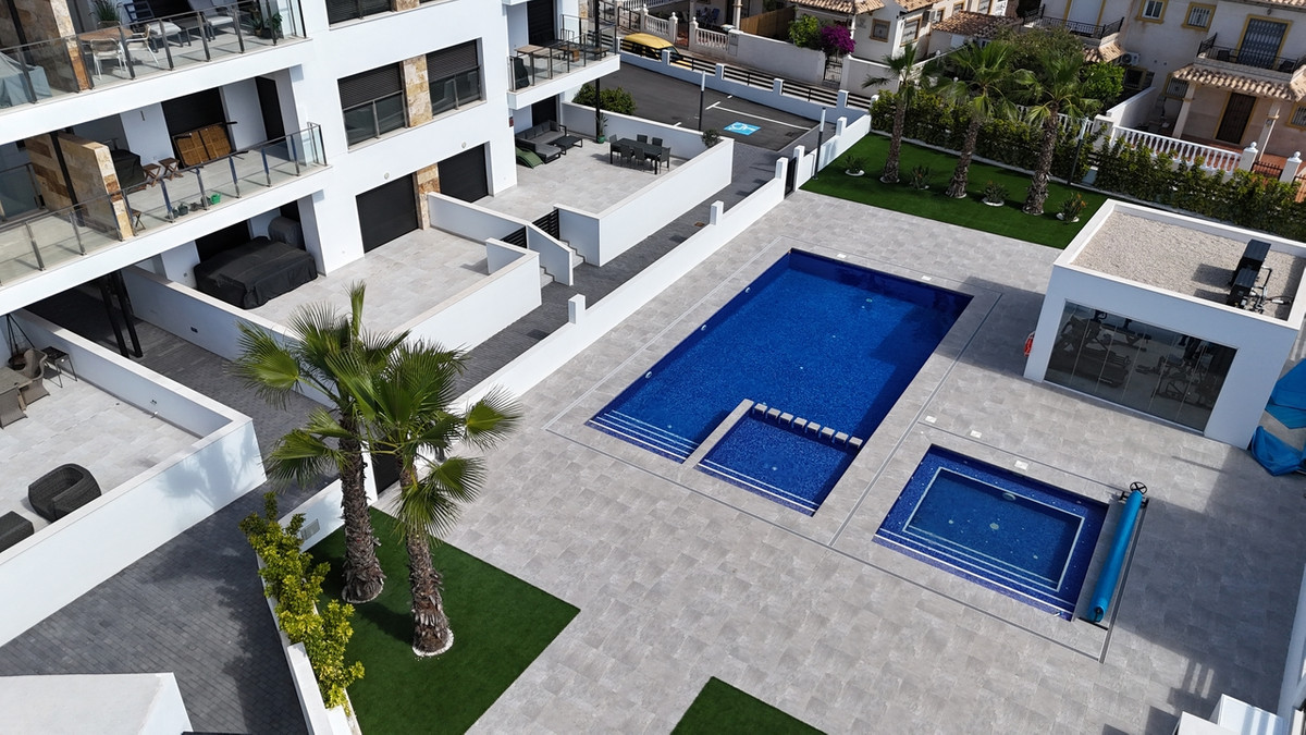 For sale - 2 Bedroom 2 Bathroom Apartment - Penthouse in Orihuela - Playa Flamenca  - Alicante