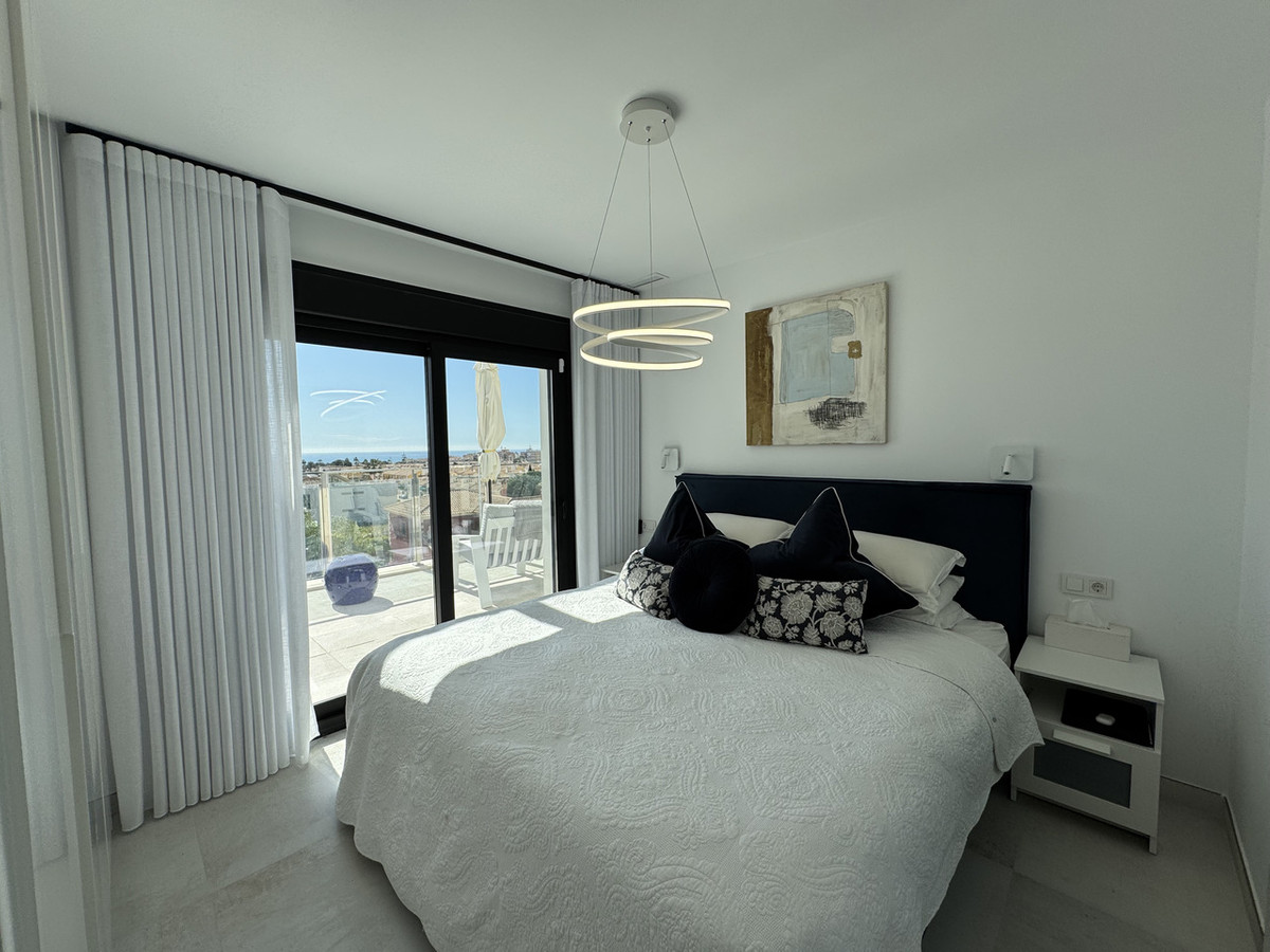 For sale - 2 Bedroom 2 Bathroom Apartment - Penthouse in Orihuela - Playa Flamenca  - Alicante