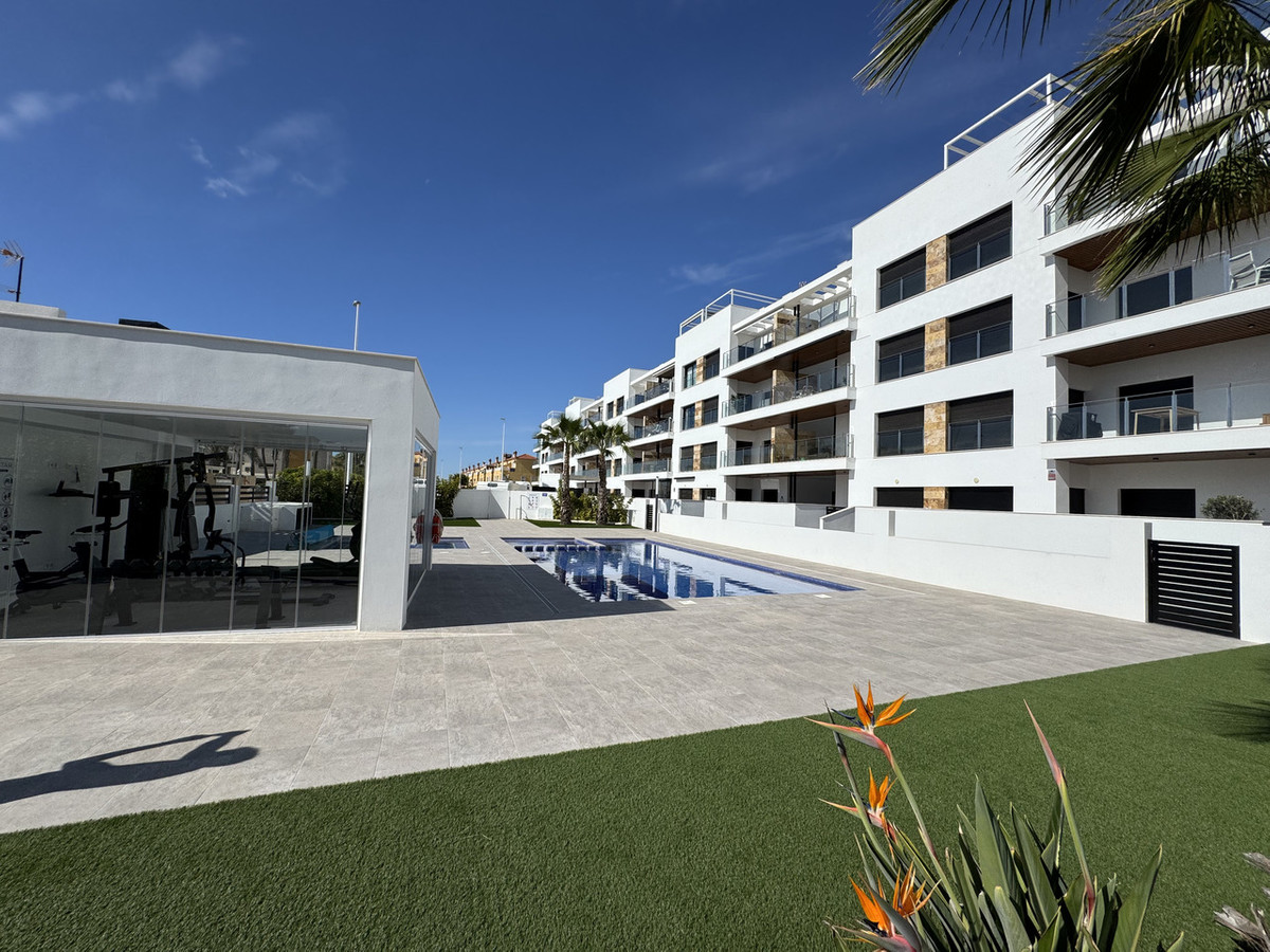 For sale - 2 Bedroom 2 Bathroom Apartment - Penthouse in Orihuela - Playa Flamenca  - Alicante