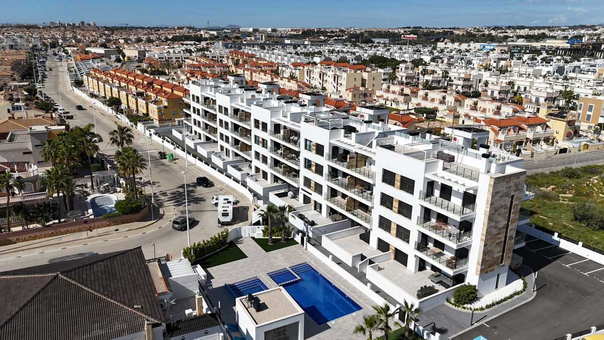 For sale - 2 Bedroom 2 Bathroom Apartment - Penthouse in Orihuela - Playa Flamenca  - Alicante