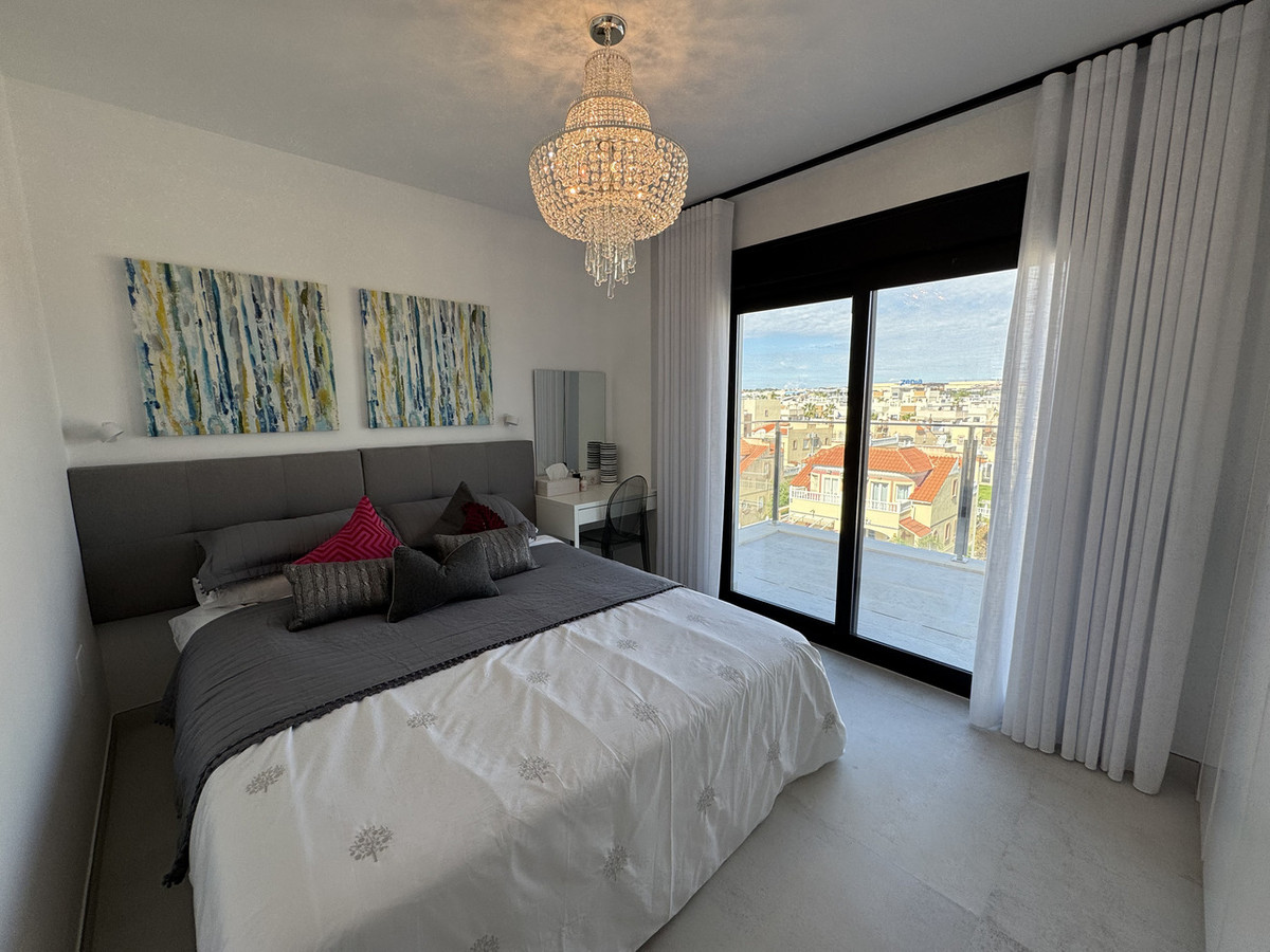 For sale - 2 Bedroom 2 Bathroom Apartment - Penthouse in Orihuela - Playa Flamenca  - Alicante
