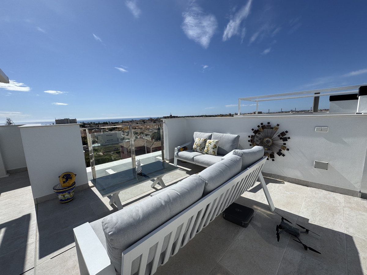 For sale - 2 Bedroom 2 Bathroom Apartment - Penthouse in Orihuela - Playa Flamenca  - Alicante