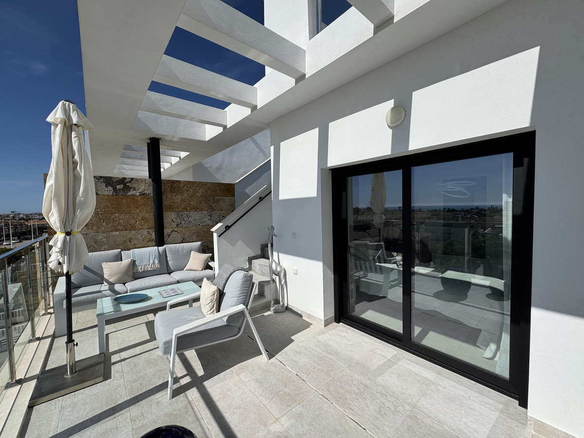 For sale - 2 Bedroom 2 Bathroom Apartment - Penthouse in Orihuela - Playa Flamenca  - Alicante