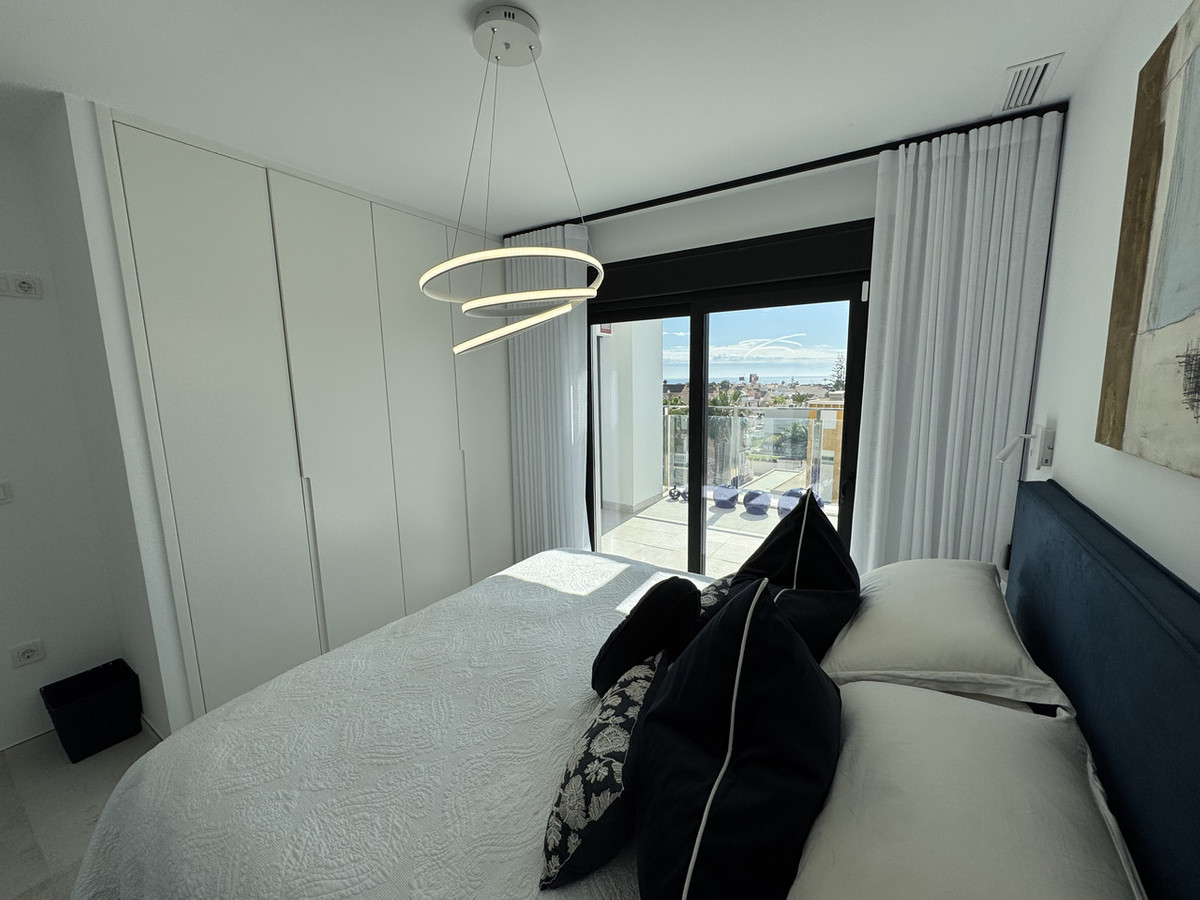 For sale - 2 Bedroom 2 Bathroom Apartment - Penthouse in Orihuela - Playa Flamenca  - Alicante