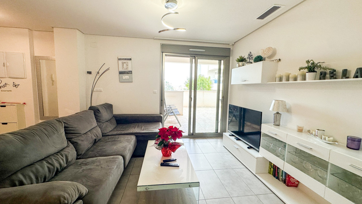 For sale - 2 Bedroom 2 Bathroom Apartment - Ground Floor Apartment in Orihuela - Los Dolses  - Alicante