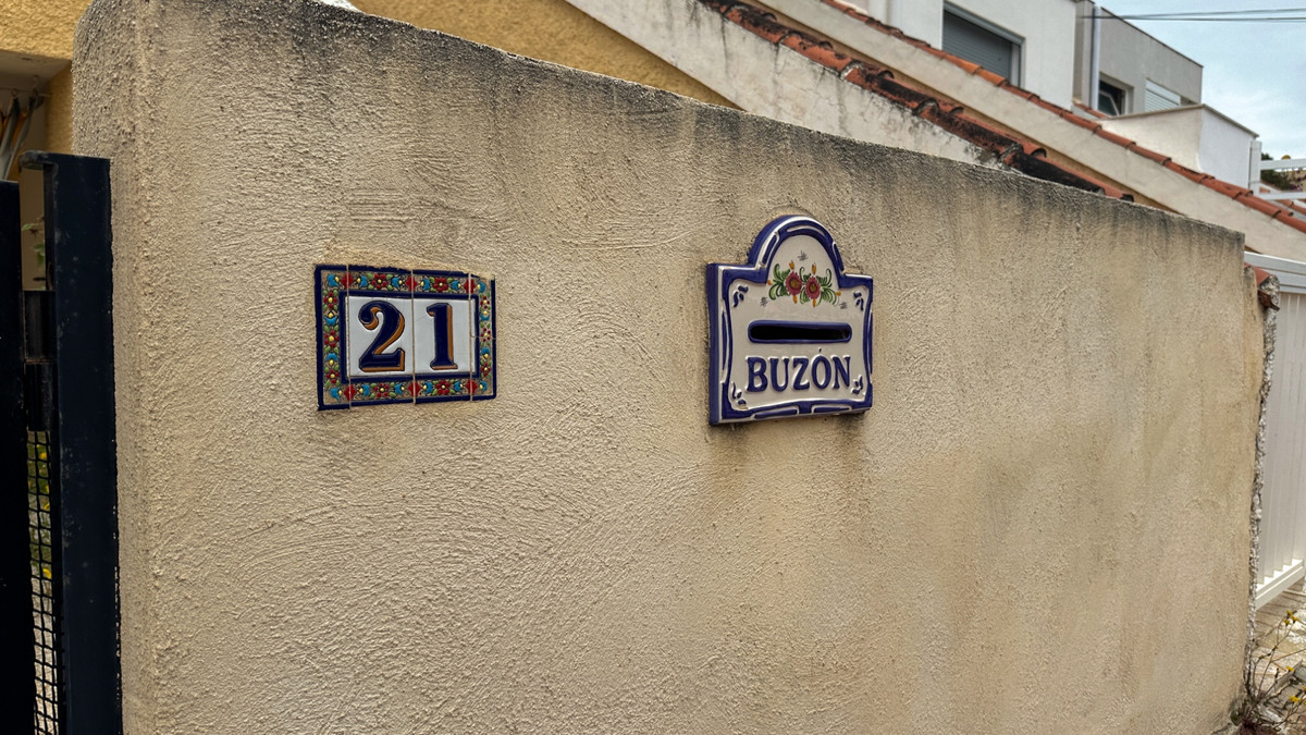 For sale - 2 Bedroom 2 Bathroom House - Townhouse in Torrevieja - Torrevieja Centro  - Alicante