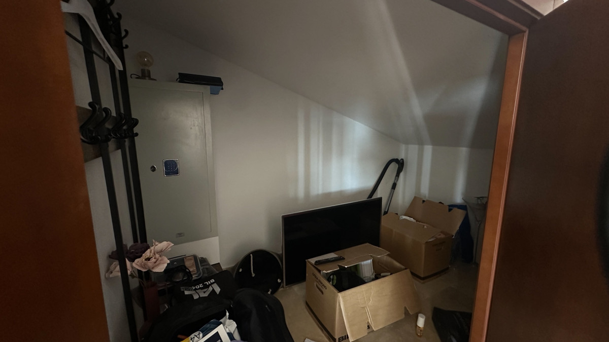 For sale - 3 Bedroom 2 Bathroom Townhouse in Villamartin -  - Alicante