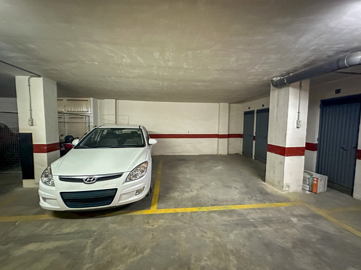 For sale - 1 Bedroom 1 Bathroom Apartment - Middle Floor Apartment in Torrevieja - Torrevieja Centro  - Alicante